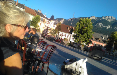 Claudine - La place de Bonneville - Andey