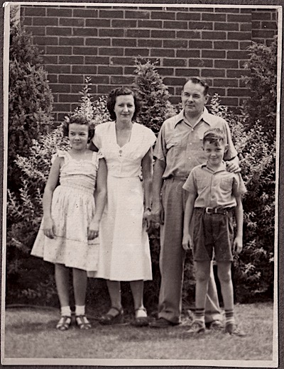 Famille Cheriez - Suzan, Isabelle, Yves et Donald - Detroit, 1948